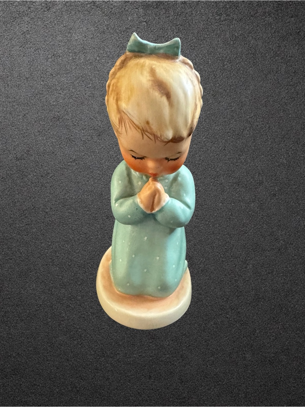Vintage Goebel Hummel A Child’s Prayer #17 Girl Praying Figurine Germany